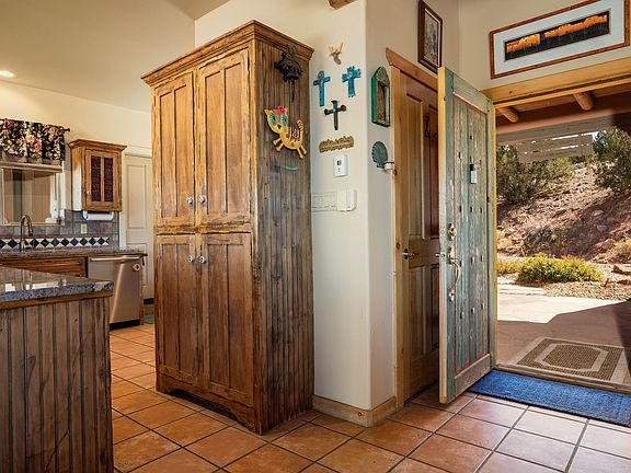 4th image of 3 Vista Sandia Ct