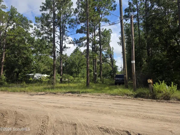 2301 Murphy Rd, Waynesville, GA 31566