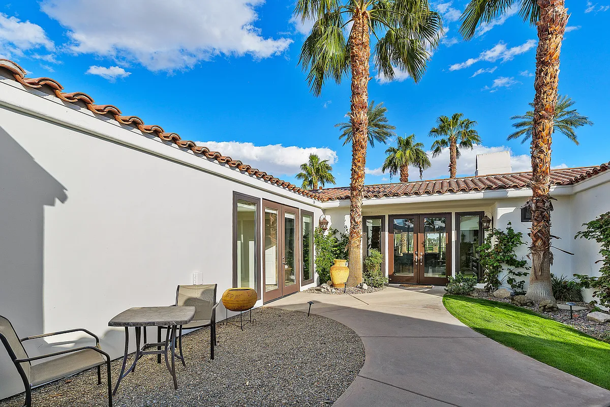 56408 Palms Dr — Photo 3