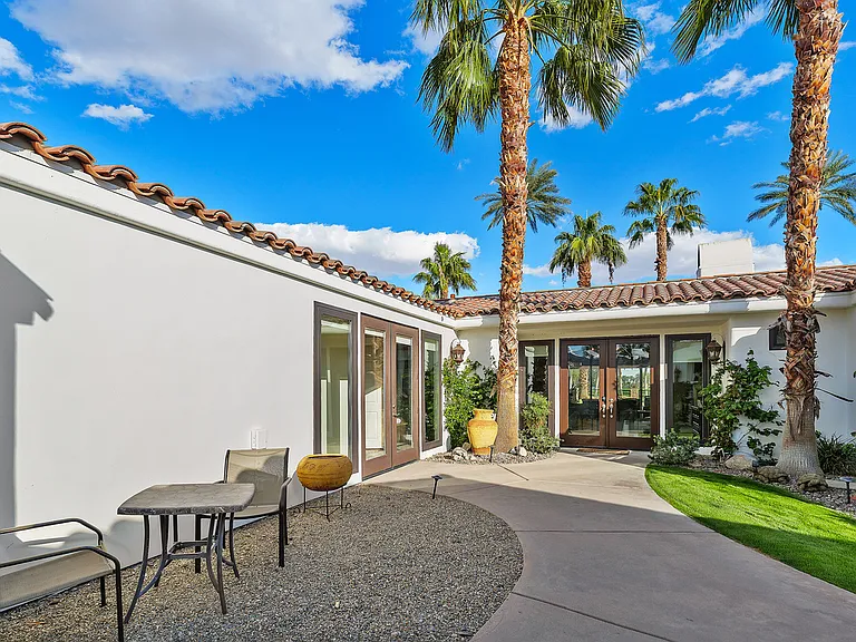 56408 Palms Dr — Photo 3
