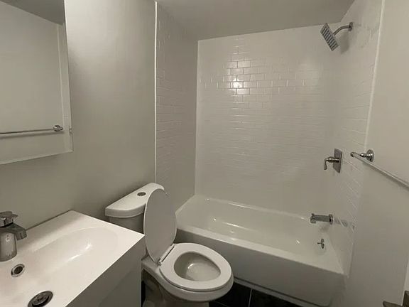 5th image of 319 S 10th St #133A