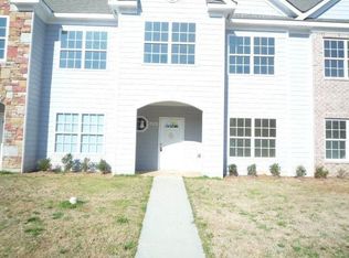 210 Nizzear Ln, Carrollton, GA 30117