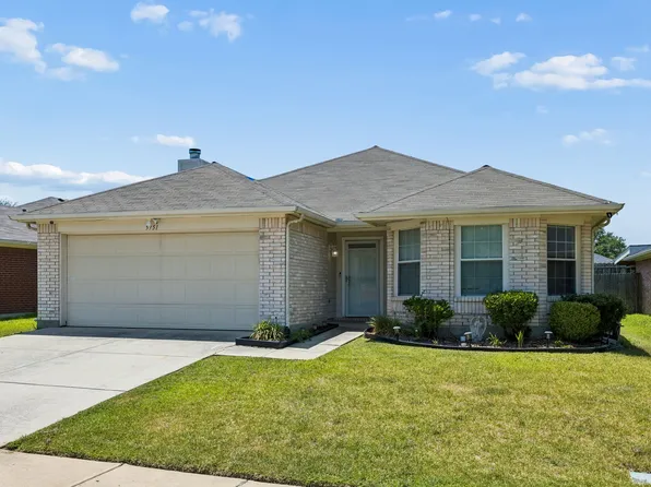 5751 Hunters Bend Ln, Dallas, TX 75249