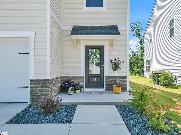 3rd image of 12 Limestone Way
