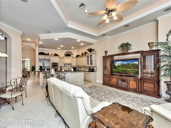 5th image of 20017 Oak Fairway Ct