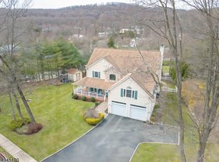 56 Taylortown Rd, Montville, NJ 07045