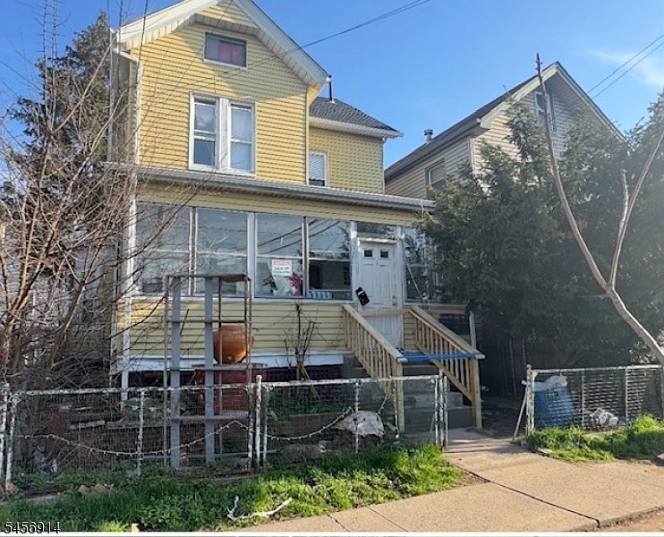 1st image of 345 Harrison St
