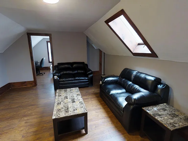 105 Comstock Ave #4 — Photo 2
