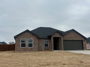 3146 Seabiscuit St, Durant, OK 74701