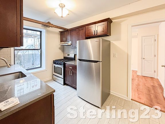 2nd image of 24-25 28th St #1
