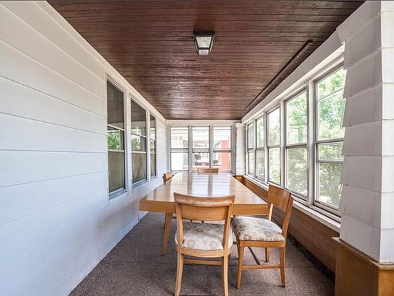 3rd image of 2031 Richland Ave #Up