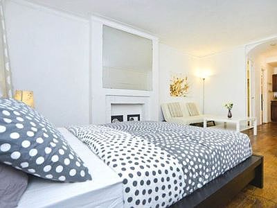 5th image of 305 E 44th St APT 2D