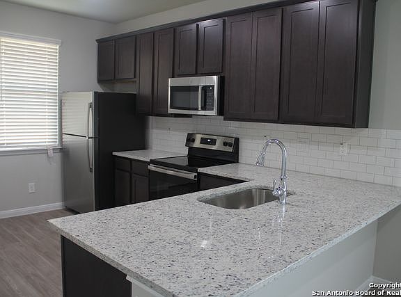 3rd image of 237-239 Joseph Cir