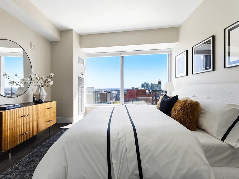 110 Stuart St #18H — Photo 15