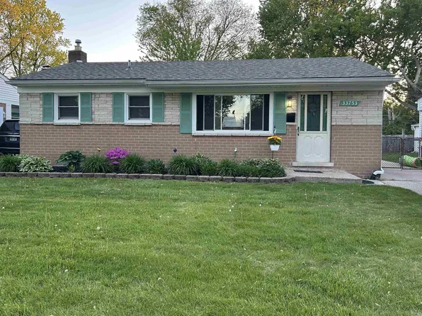 33753 Cheryl St, Clinton Township, MI 48035