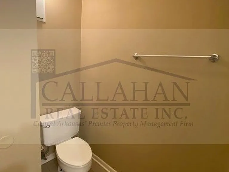 8 Towne Park Ct #10 — Photo 6
