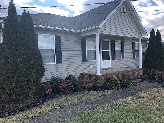 1st image of 105 Bradley Dr