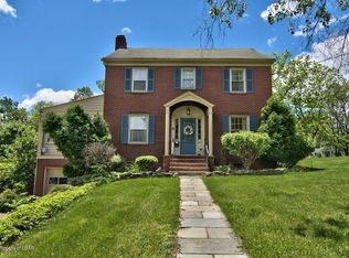 79 Hilldonia Ave, Dallas, PA 18612