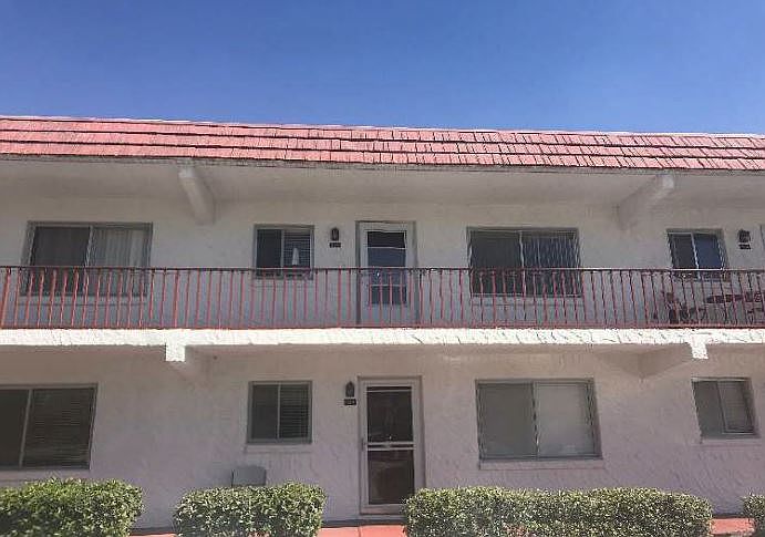 1st image of 400 El Camino Dr