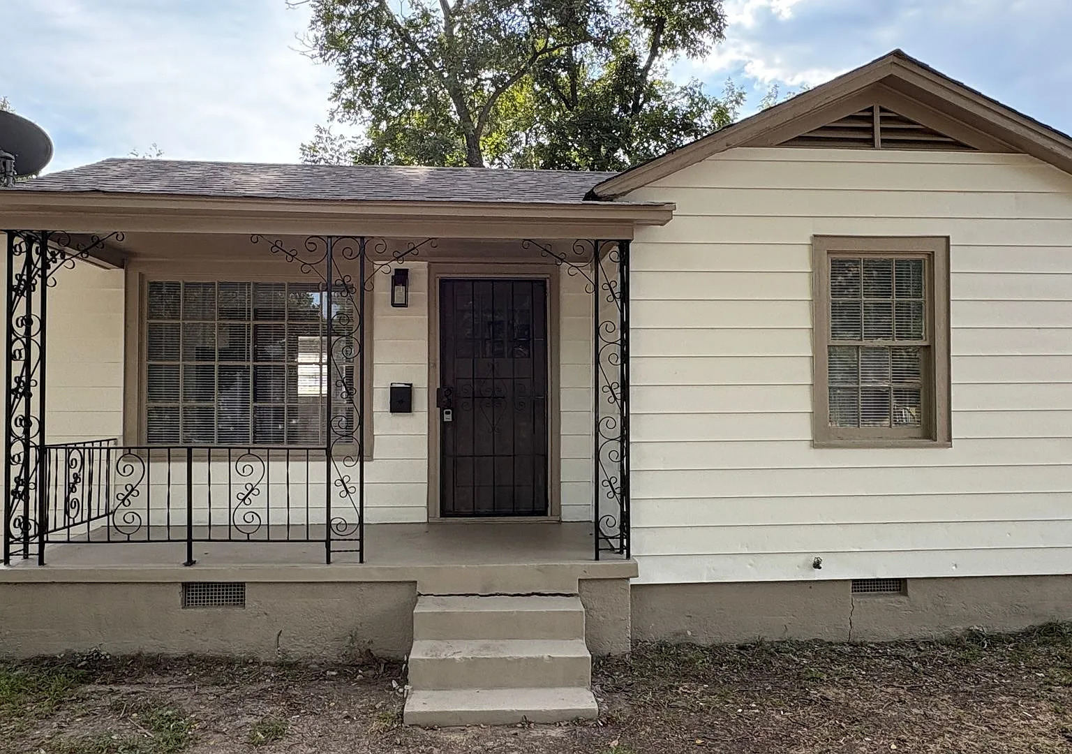 Updated 3 Bed / 1 Bath home in NLR — Photo 1