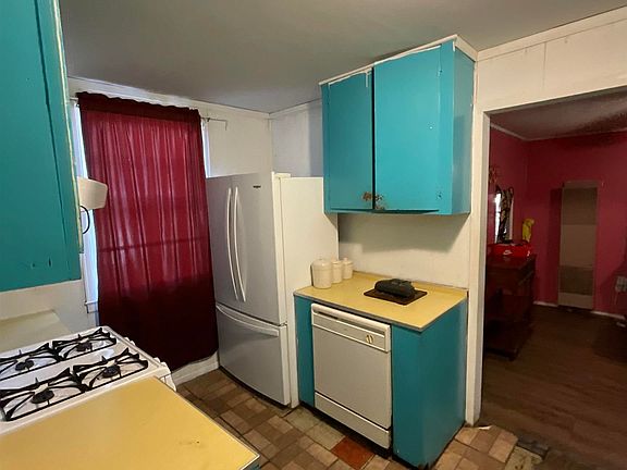 4th image of 5728 Dutton Ave