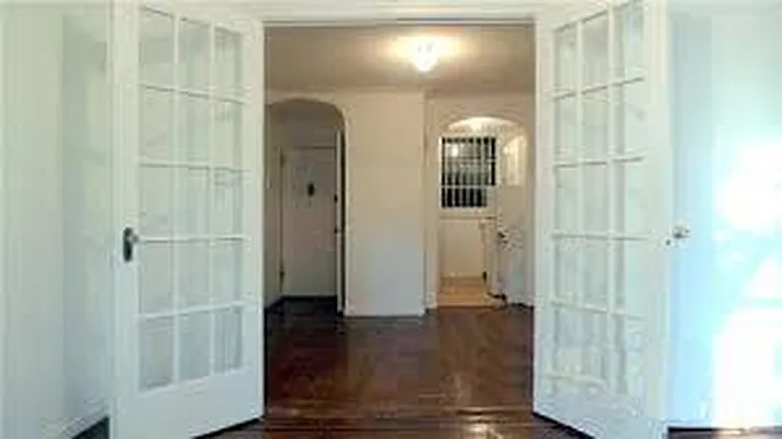 Rented by Downtown Mgt & Realty LLC | media 24