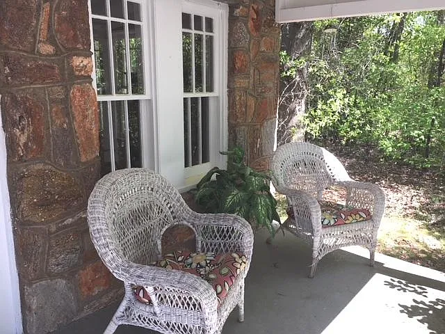 2 bed, 1294 sqft, $1,600 — Photo 4