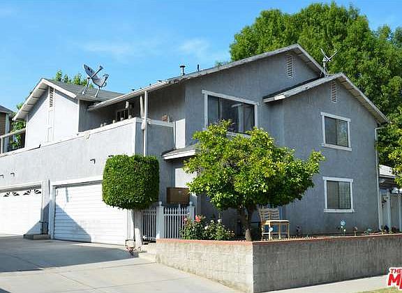 3rd image of 410 N Oak Ave