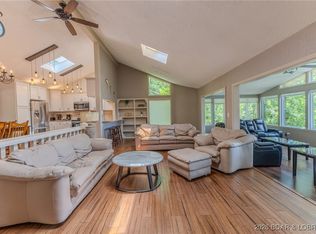 398 Moongate Dr, Osage Beach, MO