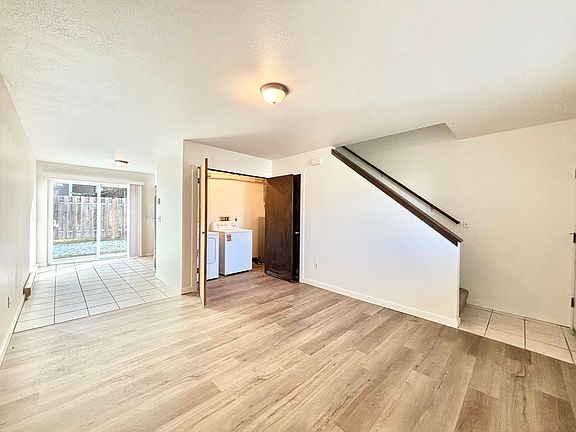 3rd image of 228 S 18th Ave APT 8