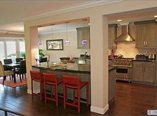 438 Vista Grande, Newport Beach, CA 92660