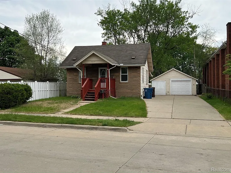 5027 Woodward St — Photo 1