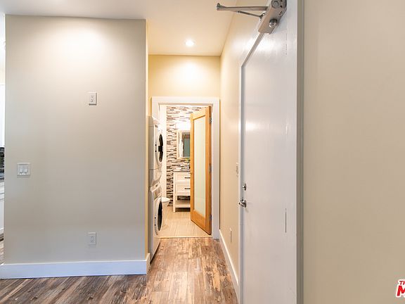 3rd image of 40 Westminster Ave APT 1
