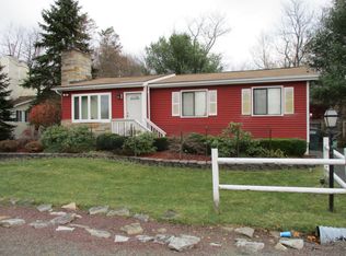 3171 Carobeth Dr, Tobyhanna, PA