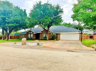 1634 Morris Ave, Sweetwater, TX 79556