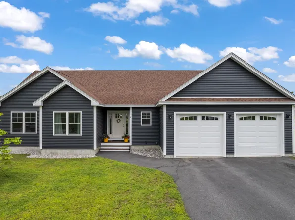 7 Wine Time Circle, Lisbon, ME 04250