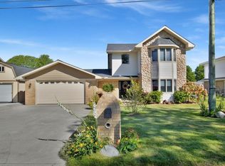 7274 Bluebill St, Clay, MI 48001