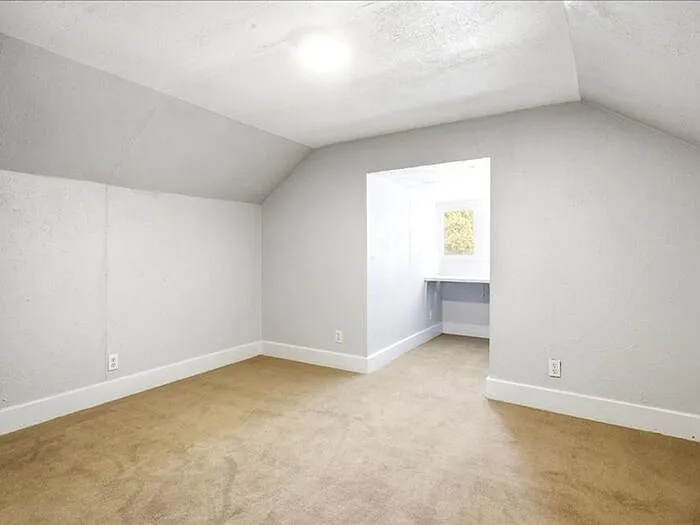 862 S Jefferson St — Photo 15