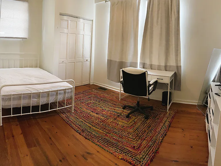 1031 Broadway St #1031 — Photo 8