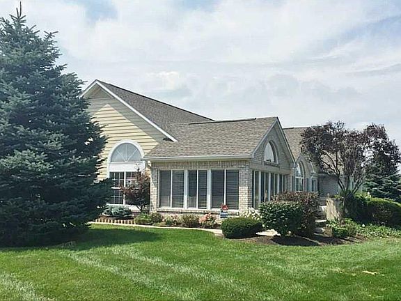 2nd image of 7329 Lake Lakota Dr #6