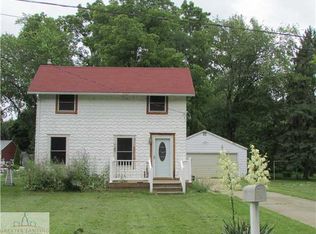1852 Lakeview St, Lansing, MI 48906