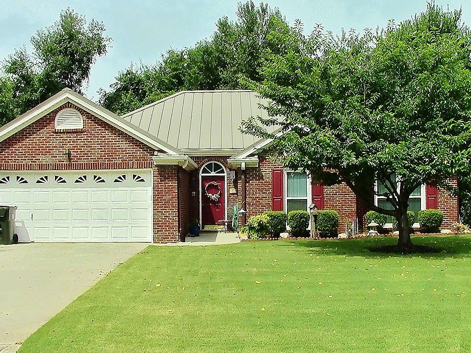 1st image of 104 Medicine Bend Ct