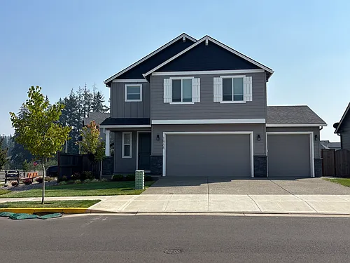 16706 SE Smith Rock St Photo 1 16706 SE Smith Rock St Photo 1