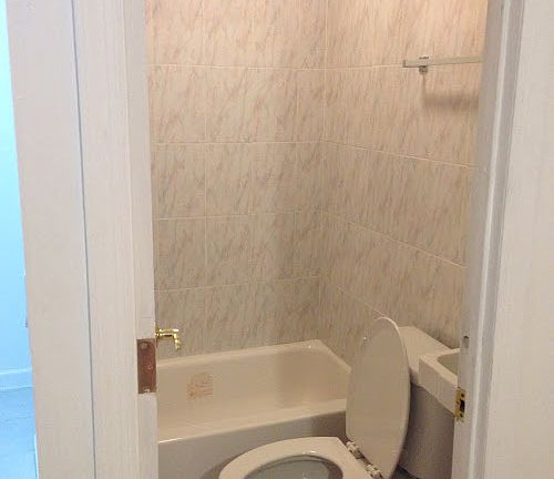 5th image of 17 Ludlow St APT A