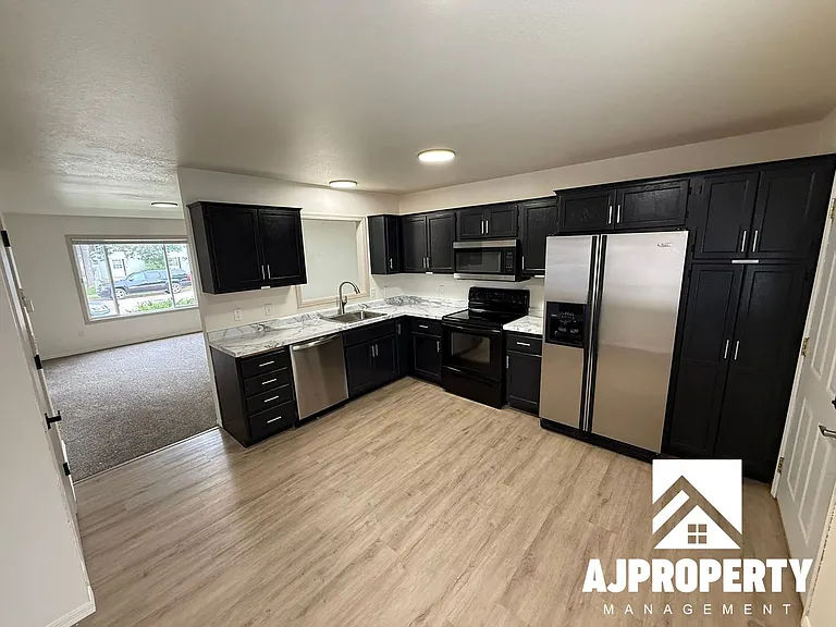 2809 E Bragstad Dr — Photo 5