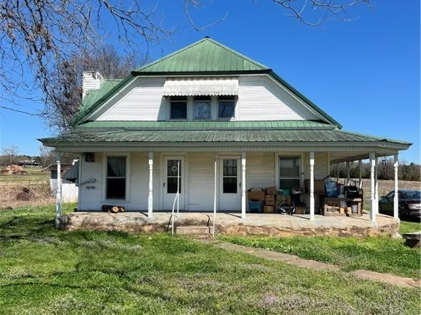 522 Wire Rd, Ozark, AR 72949
