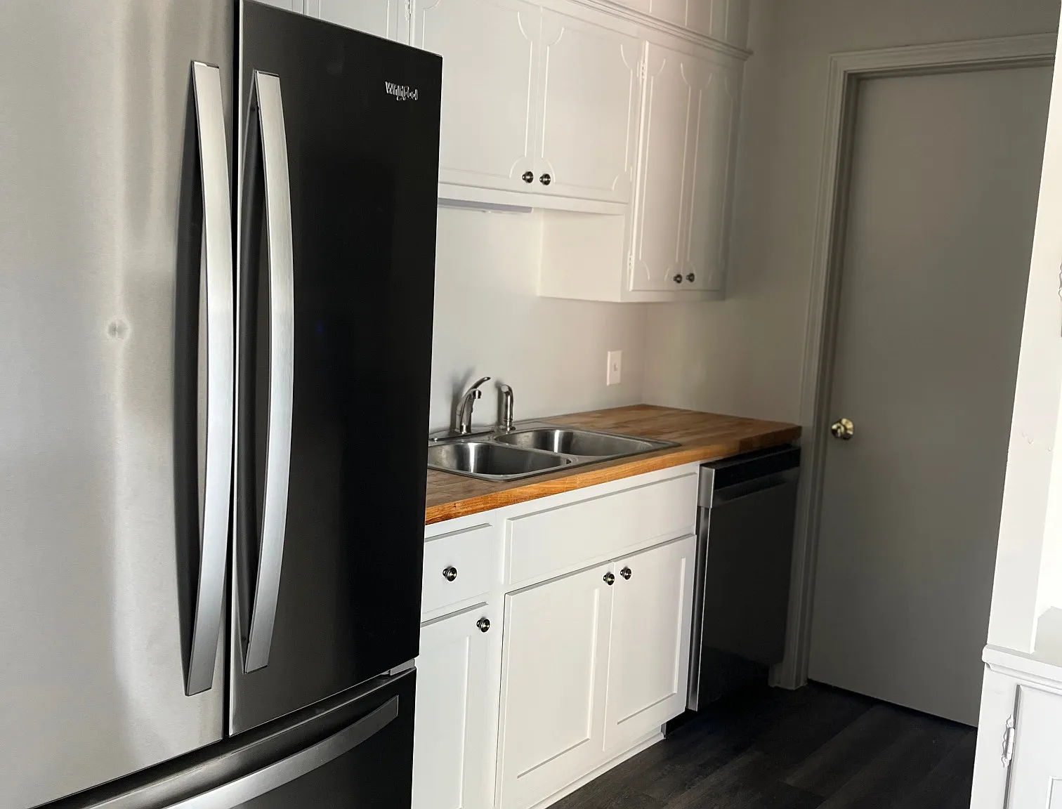 3 bed, 2.5 bath, 1496 sqft, $1,800 — Photo 4