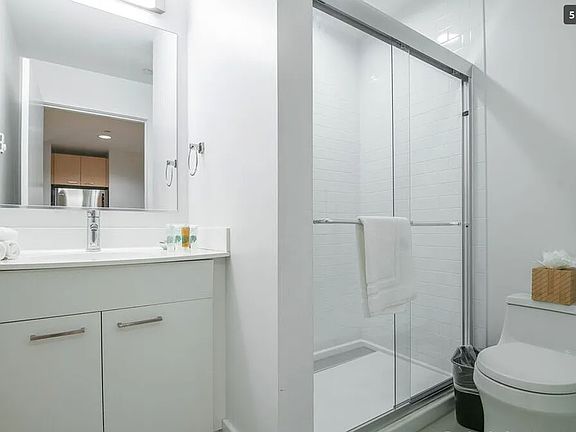5th image of 1087 Boylston St #1