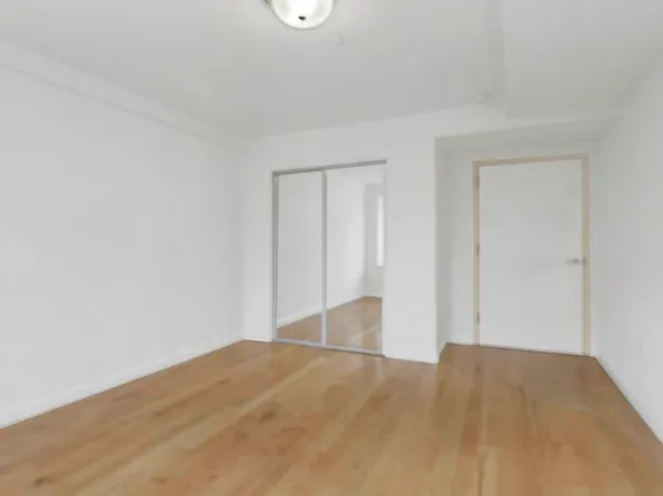 140-75 Ash Avenue image 14 of 17