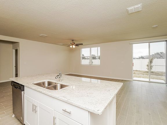 5th image of 39013 Harlow Rose Dr